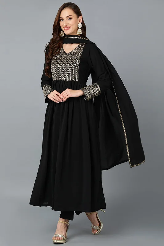 Women's Georgette Yoke Design Kurta Pant With Dupatta - Ahika Relaxed High-Waist Trousers Women's Georgette Yoke Design Kurta Pant With Dupatta - Ahika Relaxed High-Waist Trousers