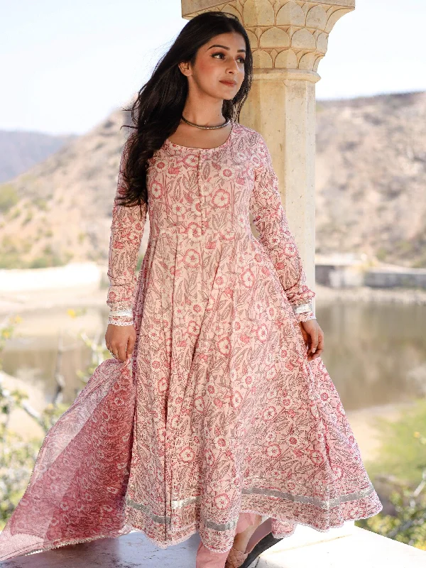 Women's Baby Pink Cotton Anarkali Kurta Pant Set With Dupatta - Taantav High-Waist Jeans Women's Baby Pink Cotton Anarkali Kurta Pant Set With Dupatta - Taantav High-Waist Jeans