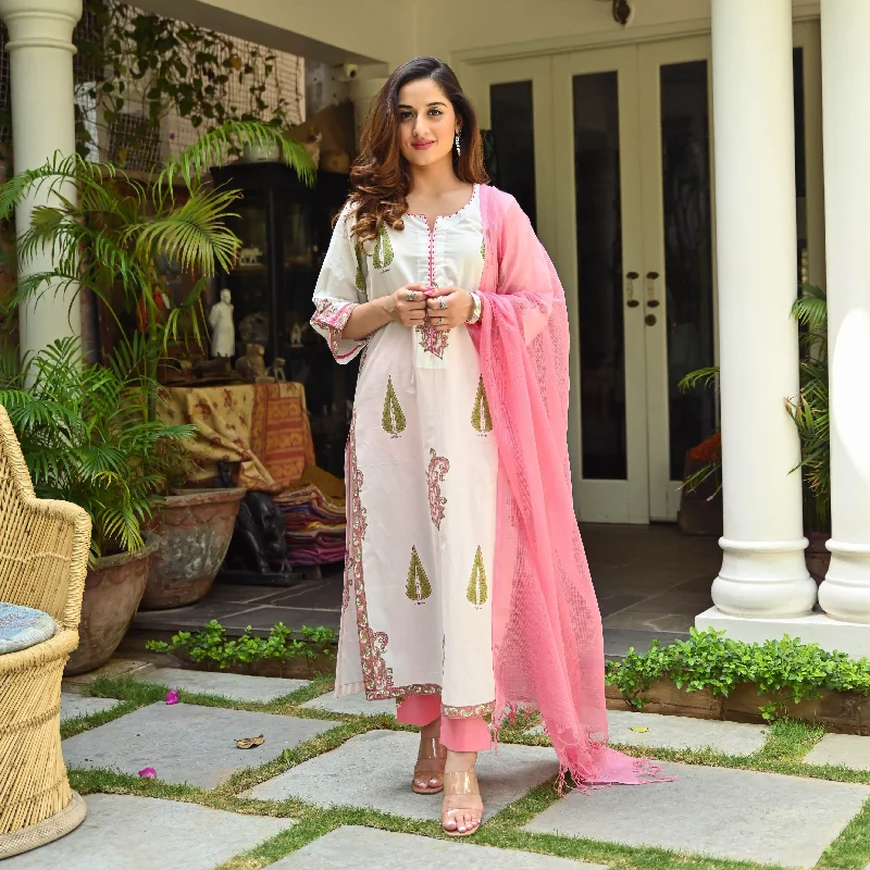 Women's Pink Cotton Floral Printed Kurta Pant Set With Dupatta - Malishka Export Stylish Paperbag Waist Pants Women's Pink Cotton Floral Printed Kurta Pant Set With Dupatta - Malishka Export Stylish Paperbag Waist Pants
