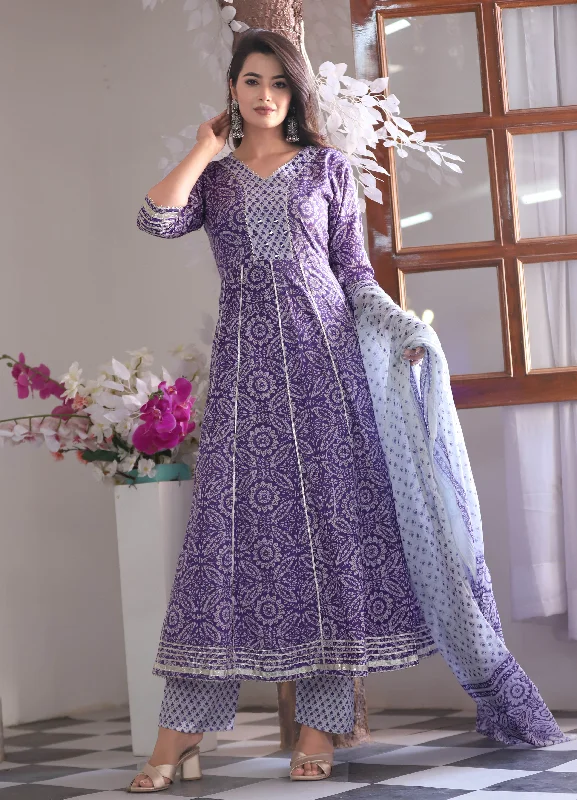 Women's Anarkali Cotton Printed Embroidered Kurta With Pants And Dupatta - Singni High-Waist Jogger Pants Women's Anarkali Cotton Printed Embroidered Kurta With Pants And Dupatta - Singni High-Waist Jogger Pants
