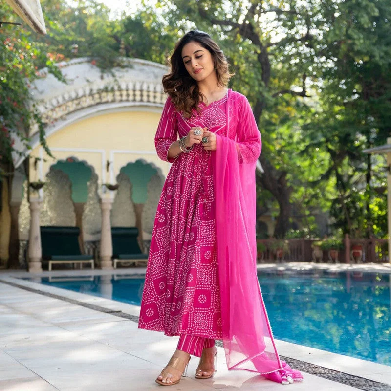Women's Pink Cotton Bandhani Kurta Pant Set With Dupatta - Malishka Export Relaxed Casual Leggings Women's Pink Cotton Bandhani Kurta Pant Set With Dupatta - Malishka Export Relaxed Casual Leggings