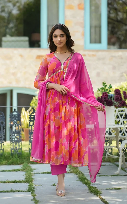Women's Party Wear Printed Kurta Pant And Dupatta - Xomantic Fashion Elegant High-Waist Pants Women's Party Wear Printed Kurta Pant And Dupatta - Xomantic Fashion Elegant High-Waist Pants