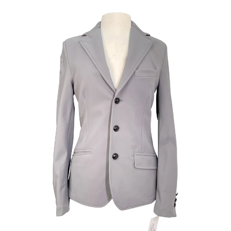 Cavalleria Toscana Competition Jacket in Grey - Women's IT 44 (US 10) Fleece Fabric Down Fabric Feather Fabric Cavalleria Toscana Competition Jacket in Grey - Women's IT 44 (US 10) Fleece Fabric Down Fabric Feather Fabric