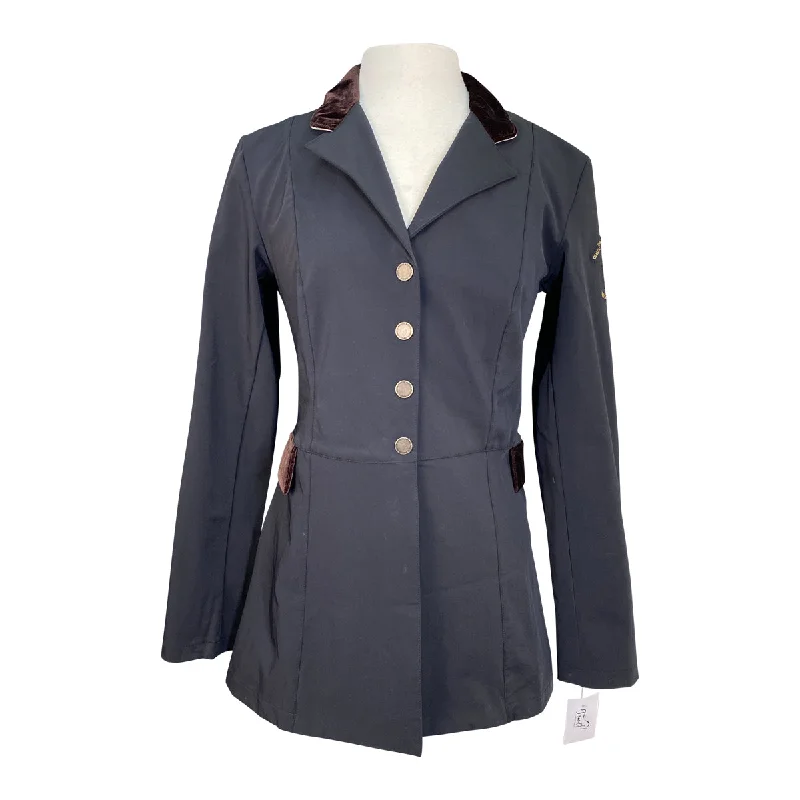 Arista Equestrian Modern Dressage Jacket in Black - Women's Medium Fitted Jacket Loose Jacket Oversized Jacket Arista Equestrian Modern Dressage Jacket in Black - Women's Medium Fitted Jacket Loose Jacket Oversized Jacket