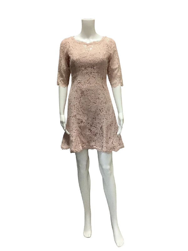 Eliza J Lace Rose Dress  Size: 2P