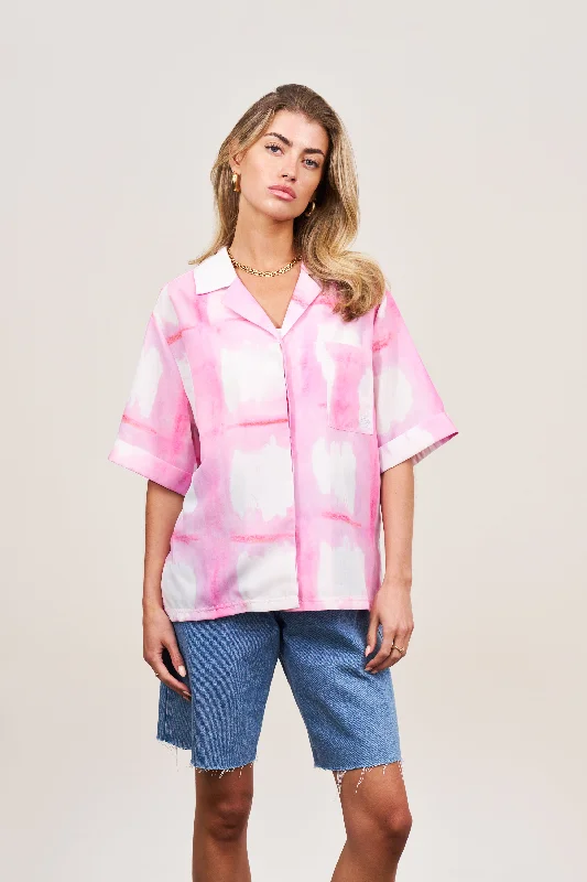 WATERCOLOUR EMBLEM SHIRT - PINK