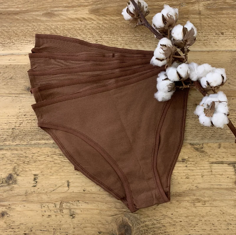 Women's organic cotton mid-rise bikini bottoms - pack of 5 Bikini with scalloped edges, Chic, Feminine, Trendy Women's organic cotton mid-rise bikini bottoms - pack of 5 Bikini with scalloped edges, Chic, Feminine, Trendy
