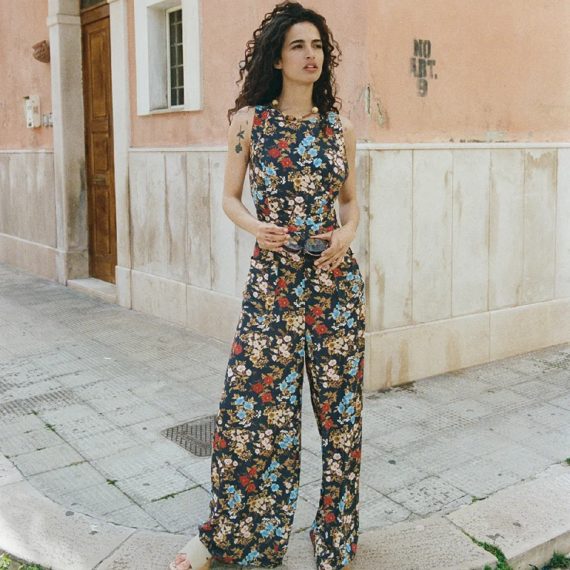 Flora Jumpsuit Floral maxi jumpsuit, Feminine, Elegant, Stylish