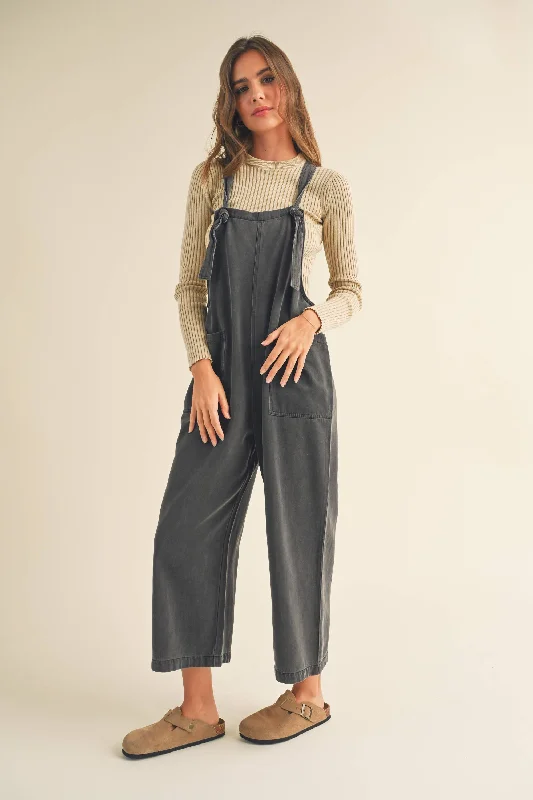 TENCEL WASHED JUMPSUIT: BLACK Sleeveless jumpsuit, Elegant, Fashionable, Comfortable TENCEL WASHED JUMPSUIT: BLACK Sleeveless jumpsuit, Elegant, Fashionable, Comfortable