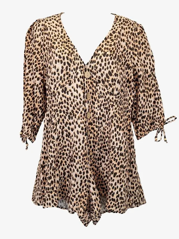 Kivari Feminine Button Up Leopard Playsuit Size M Square neck jumpsuit, Elegant, Trendy, Comfortable Kivari Feminine Button Up Leopard Playsuit Size M Square neck jumpsuit, Elegant, Trendy, Comfortable
