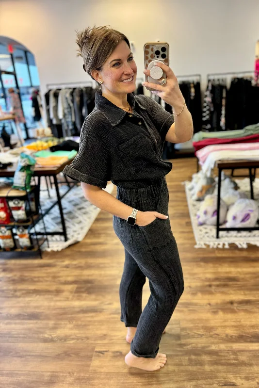 Melani - Short Sleeve Lightweight Jumpsuit Pleated wide leg jumpsuit, Feminine, Elegant, Stylish Melani - Short Sleeve Lightweight Jumpsuit Pleated wide leg jumpsuit, Feminine, Elegant, Stylish