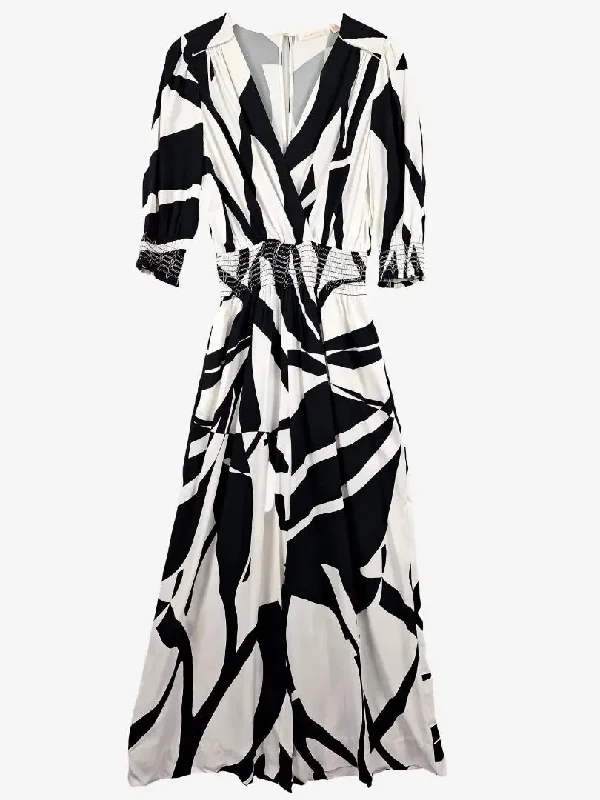 Sass & Bide Monochrome Silver Shimmer Evening Jumpsuit Size 10 Halter neck jumpsuit, Sexy, Elegant, Stylish Sass & Bide Monochrome Silver Shimmer Evening Jumpsuit Size 10 Halter neck jumpsuit, Sexy, Elegant, Stylish