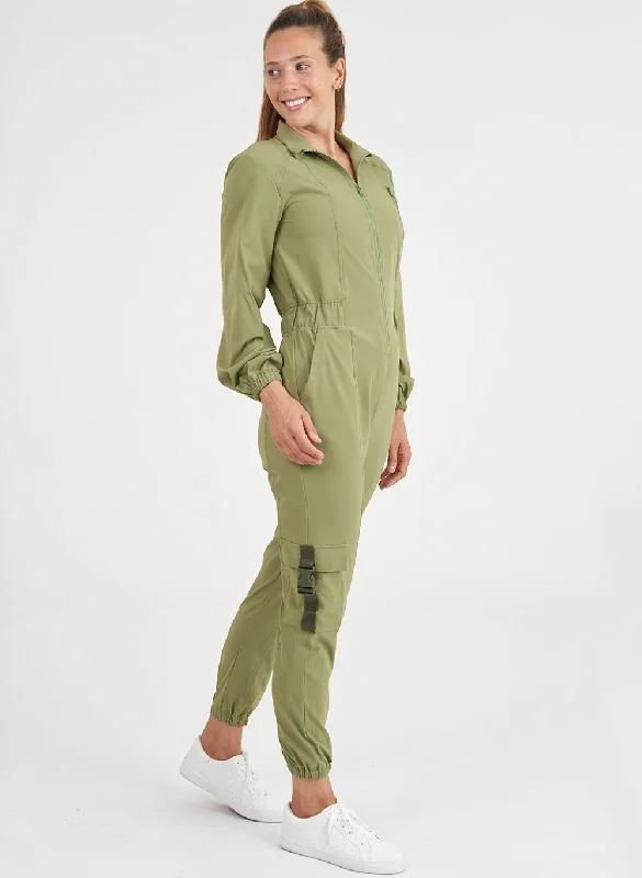 Utility Jumpsuit Floral print jumpsuit, Feminine, Casual, Trendy